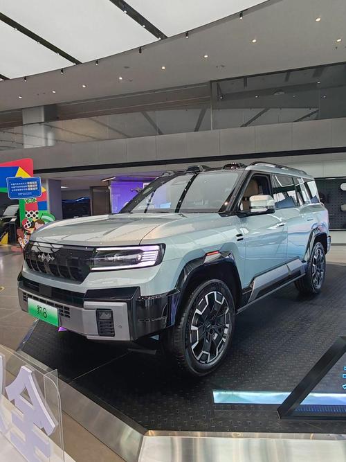 广州黄埔区佰创威企业管理咨询比亚迪方程豹硬派越野的爆款，英菲尼迪35周年与你共成长